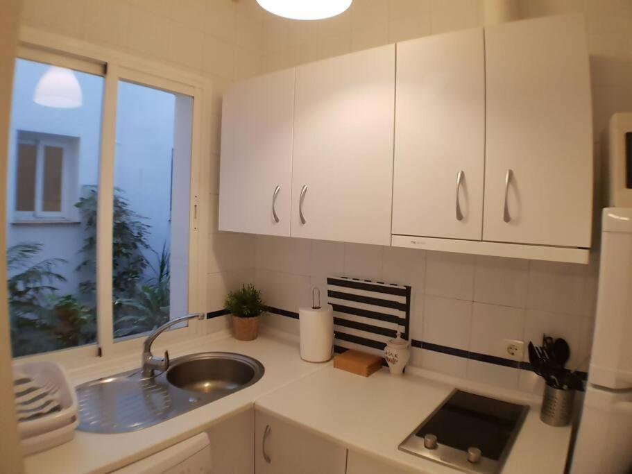 C Palacio Parking Segun Disponibilidad Sevilla Kültér fotó