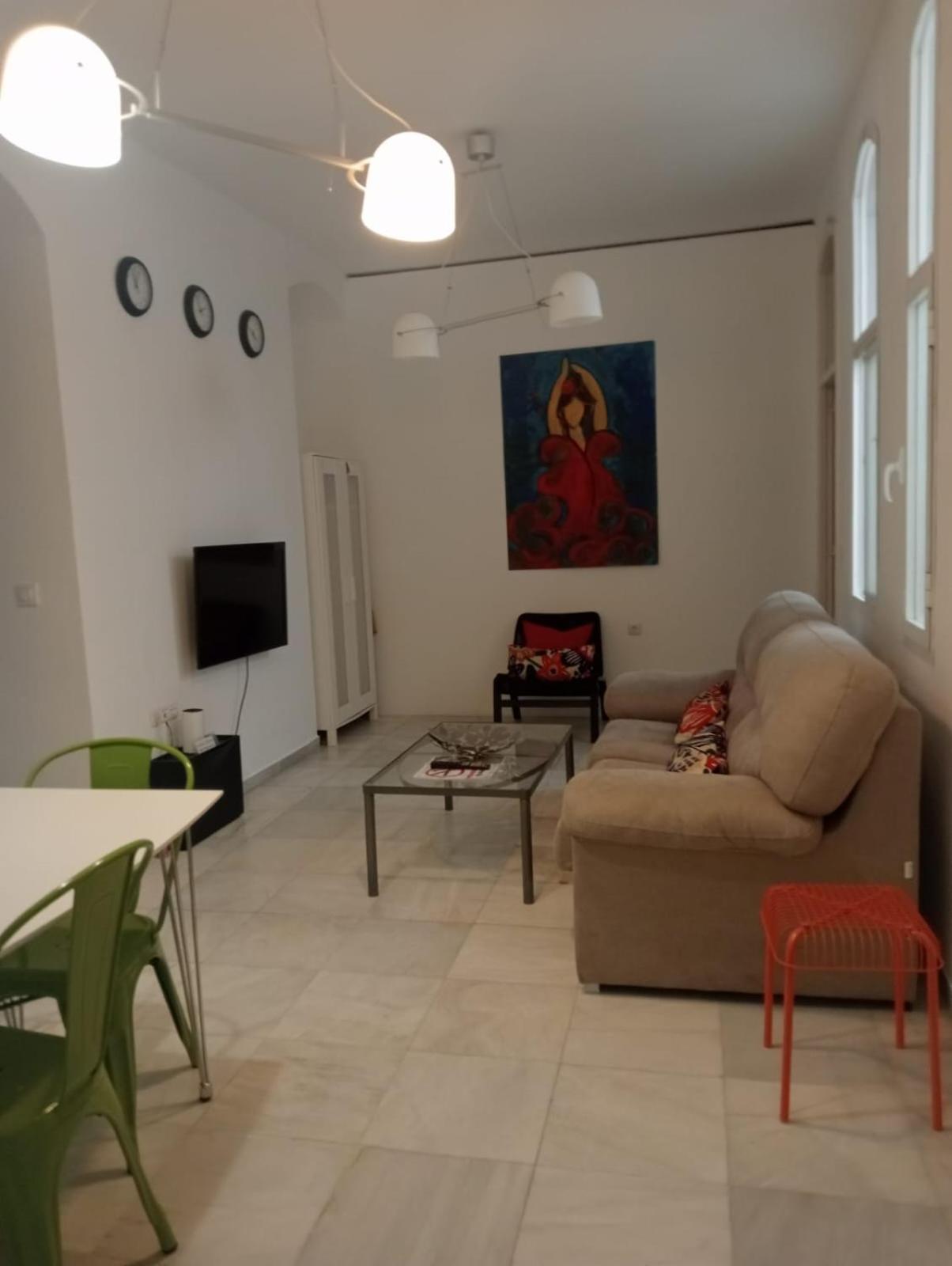 C Palacio Parking Segun Disponibilidad Sevilla Kültér fotó